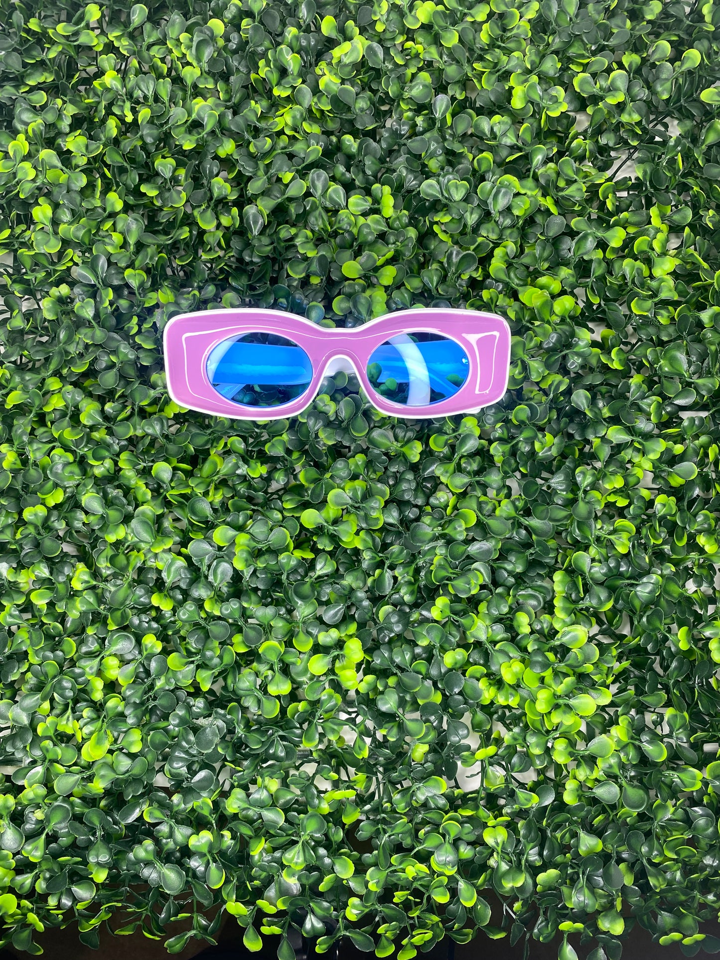 Retro Gurl Shades!